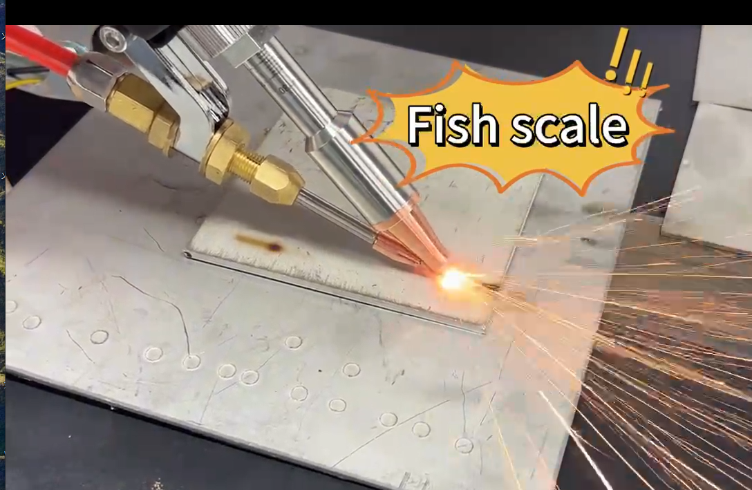 Four In One Air Cooling Handhe - Industrial Laser Welder Constant incelemesi ve fiyatı