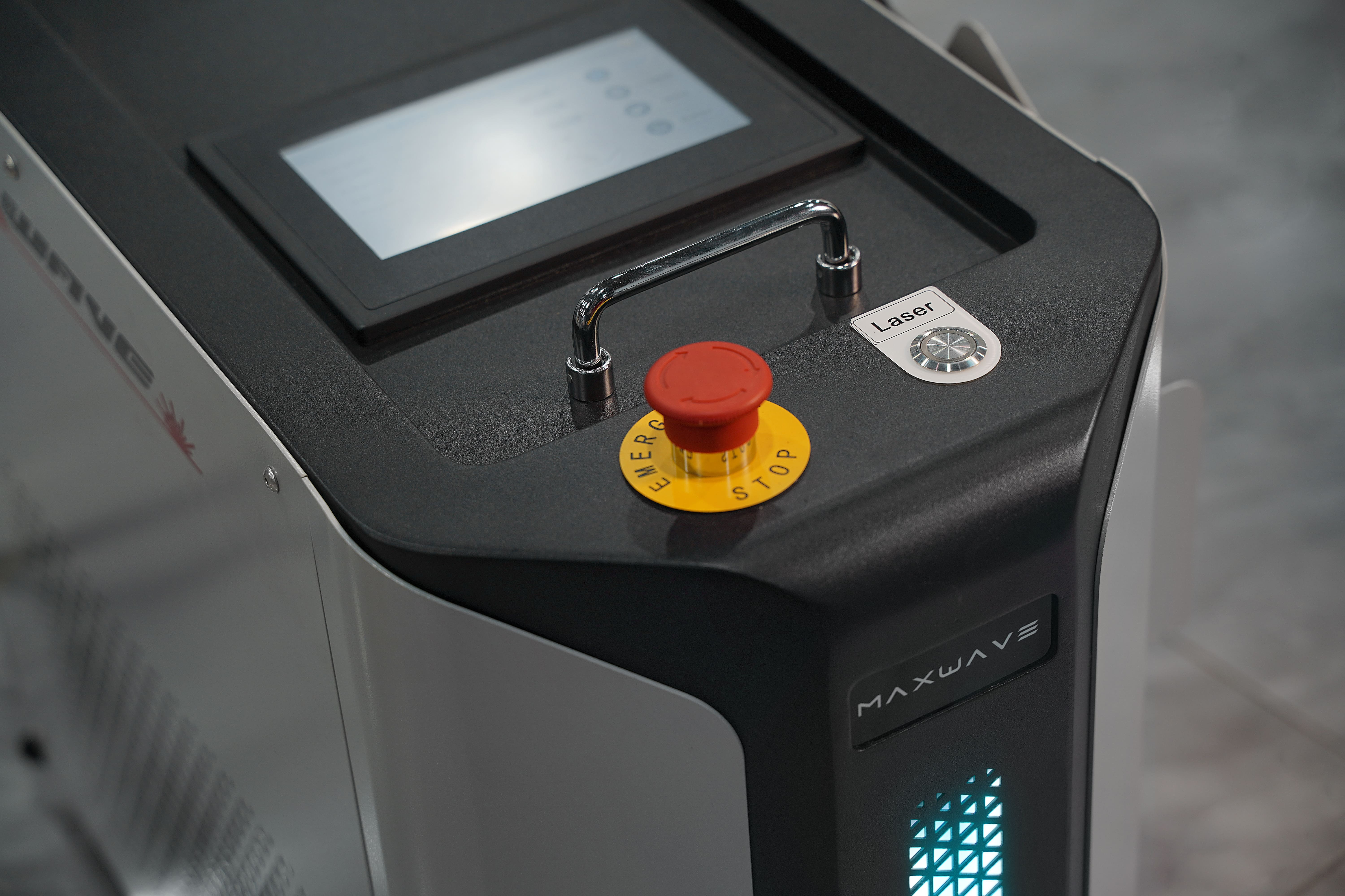 1500W Air Cooling Laser Welder - Industrial Laser Welder Constant incelemesi ve fiyatı